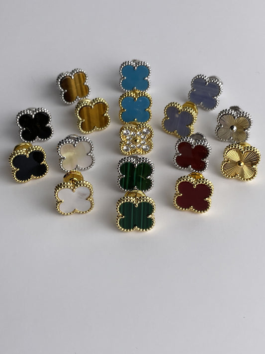 15 mm clover stud earrings, 18K gold plated